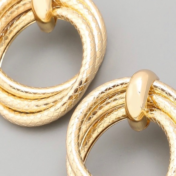 ‘GOLDY' Earrings - Picture 2 of 3